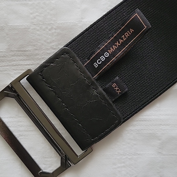 BCBG Bodycon dress - Picture 6 of 8